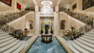 10 Most Luxurious Homes in the World